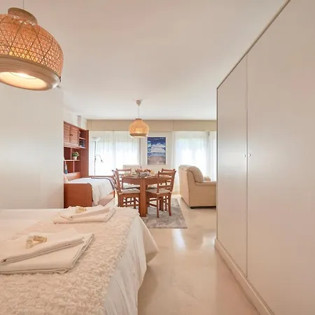 Modern With Swiming Pool & Garage Ii
