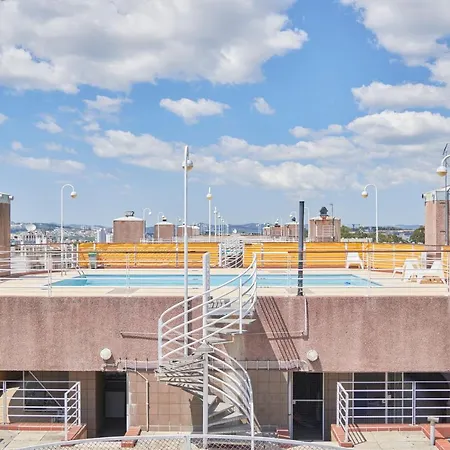 Modern With Swiming Pool & Garage Ii Lisboa