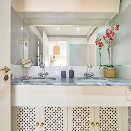 Modern With Swiming Pool & Garage Ii Lisboa